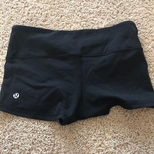 Lululemon workout spandex shorts